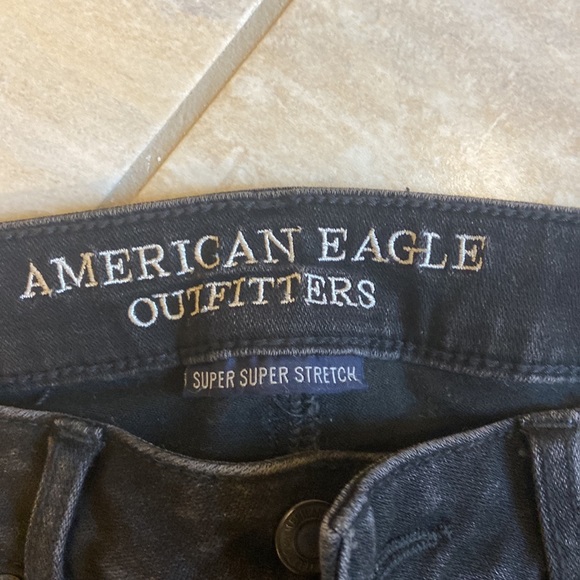 Black jean shorts - Picture 2 of 3